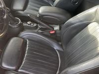 Usata Mini Cooper 132 CV (97 kW) 2016 Nero Utilitaria