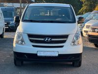 Gebraucht Hyundai H-1 170 PS (125 kW) 2011 Weiß Van / Kleinbus