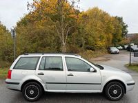 Usata VW Golf IV 101 CV (74 kW) 2000 Argento Station wagon
