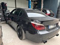 Gebraucht BMW 525 240 PS (176 kW) 2005 Schwarz Limousine