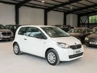 Gebraucht Skoda Citigo Active 60 PS (44 kW) 2014 Weiß Kleinwagen