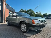 Gebraucht Opel Rekord Exklusiv 101 PS (74 kW) 1984 Limousine