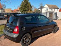 Gebraucht Renault Clio II LIMITED 98 PS (72 kW) 2003 Schwarz Kleinwagen
