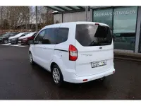 Gebraucht Ford Tourneo Courier Trend 101 PS (74 kW) 2020 Weiß Van / Kleinbus