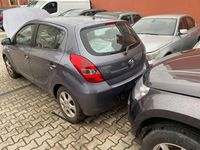 Gebraucht Hyundai i20 Classic 101 PS (74 kW) 2009 Grau Limousine