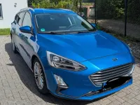Gebraucht Ford Focus Titanium 125 PS (91 kW) 2019 Blau Kombi