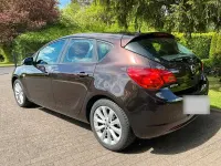Gebraucht Opel Astra Active 140 PS (102 kW) 2013 Braun Kleinwagen