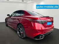 Neu Alfa Romeo Giulia Quadrifoglio 519 PS (381 kW) 2026 Rosso etna Limousine