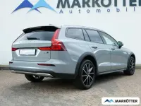 Gebraucht Volvo V60 CC 145 PS (106 kW) 2024 Kombi