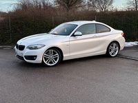 Gebraucht BMW 220 Sport Line 190 PS (139 kW) 2017 Weiß Coupé