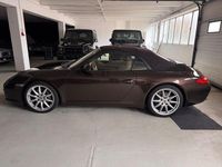Gebraucht Porsche 911 Carrera Cabriolet 345 PS (253 kW) 2010 Macadamiametallic Cabrio