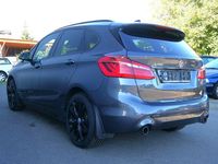 Gebraucht BMW 220 Sport Line 178 PS (130 kW) 2021 Mineralgrau Van / Kleinbus