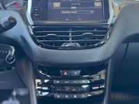 Gebraucht Peugeot 2008 110 PS (80 kW) 2016 Schwarz SUV