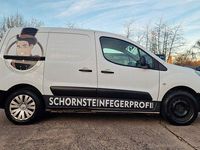 Second-hand Citroën Berlingo 75 CP (55 kW) 2012 Alb Monovolum