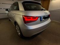 Gebraucht Audi A1 Sportback Attraction 122 PS (89 kW) 2013 Silber Kleinwagen