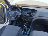 Gebraucht Hyundai i20 Passion 84 PS (61 kW) 2016 Weiß Limousine