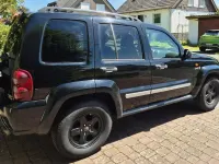 Gebraucht Jeep Cherokee Limited 163 PS (119 kW) 2006 Schwarz SUV