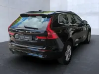 Gebraucht Volvo XC60 Core 197 PS (144 kW) 2023 Black stone SUV