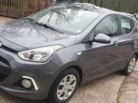 Gebraucht Hyundai i10 Classic 67 PS (49 kW) 2015 Grau Kleinwagen