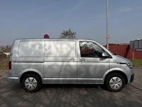 Gebraucht VW Transporter 150 PS (110 kW) 2021 Silber Van