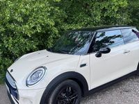 Gebraucht Mini Cooper D 110 PS (80 kW) 2015 Weiß Kleinwagen