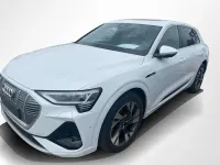 Gebraucht Audi e-tron S-Line 300 kW (408 PS) 2023 Gletscherweiß SUV