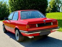 Gebraucht BMW 320 122 PS (89 kW) 1980 Rot Coupé