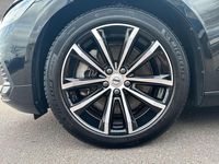 Gebraucht Volvo V60 398 PS (292 kW) 2023 Schwarz Kombi