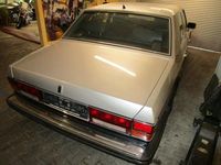 Gebraucht Rolls Royce Silver Spirit 201 PS (147 kW) 1983 Silber / dunkelblau Limousine