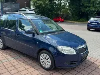 Gebraucht Skoda Roomster Plus Edition 105 PS (77 kW) 2009 Blau Van / Kleinbus