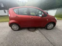 Gebraucht Suzuki Splash Basic 65 PS (47 kW) 2009 Rot Kleinwagen