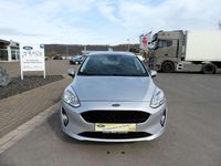 Gebraucht Ford Fiesta Cool & Connect 95 PS (69 kW) 2021 Polarsilber metallic Kleinwagen