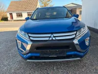 Używany Mitsubishi Eclipse Cross Invite+ 163 KM (119 kW) 2020 Niebieski SUV