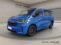 Gebraucht VW T7 Life 150 PS (110 kW) 2026 Blau Van