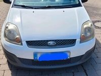 gebraucht Ford Fiesta 1.3