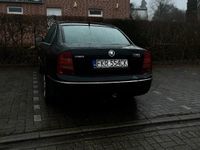 Gebraucht Skoda Superb 131 PS (96 kW) 2014 Schwarz Limousine