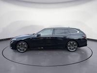 Gebraucht BMW 520 M Sport 197 PS (144 kW) 2024 Schwarz Kombi
