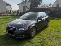 Gebraucht Audi A3 105 PS (77 kW) 2011 Grau Kleinwagen