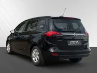 Gebraucht Opel Zafira Active 120 PS (88 kW) 2017 Onyx schwarz Van / Kleinbus