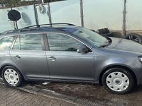 Gebraucht VW Golf VI Comfortline 105 PS (77 kW) 2009 Grau Kleinwagen
