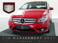 Gebraucht Mercedes B180 122 PS (89 kW) 2013 Rot Van / Kleinbus