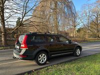 Gebraucht Volvo XC70 Linje Svart 181 PS (133 kW) 2015 Schwarz Kombi