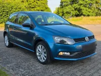 Gebraucht VW Polo Trendline 60 PS (44 kW) 2016 Blau Kleinwagen