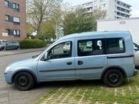 Second-hand Opel Combo 90 CP (66 kW) 2006 Albastru Monovolum