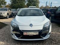 Gebraucht Renault Mégane III Bose Edition 116 PS (85 kW) 2012 Weiß Coupé