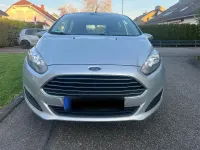 Gebraucht Ford Fiesta Celebration 82 PS (60 kW) 2013 Grau Kleinwagen