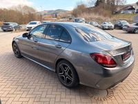 Gebraucht Mercedes C300 AMG line 258 PS (189 kW) 2019 Selenitgrau Limousine
