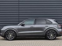 Second-hand Porsche Cayenne Sport 470 CP (345 kW) 2024 Gri SUV