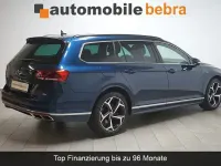 Gebraucht VW Passat 200 PS (147 kW) 2024 Aquamarinblau Kombi