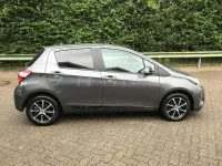 Gebraucht Toyota Yaris Comfort 112 PS (82 kW) 2019 Grey metallic Kleinwagen